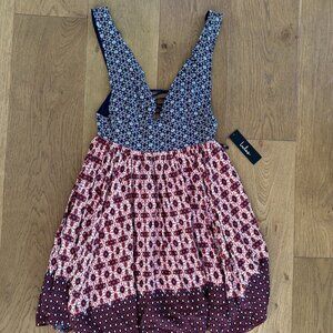 NWT Lulu’s La Vie en Roses Navy Blue and Red Floral Print Dress | Extra Small